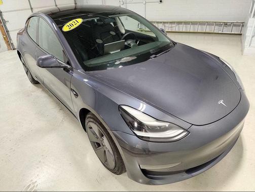 2021 Tesla Model 3 Long Range