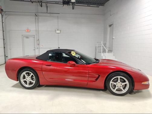 2000 Chevrolet Corvette Base