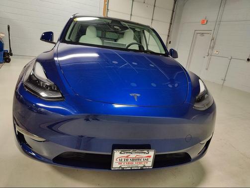 2024 Tesla Model Y Long Range Dual Motor All-Wheel Drive
