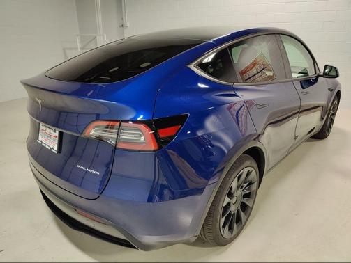 2024 Tesla Model Y Long Range Dual Motor All-Wheel Drive