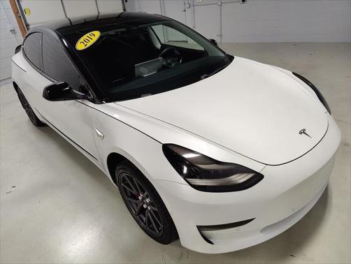 2019 Tesla Model 3 Performance