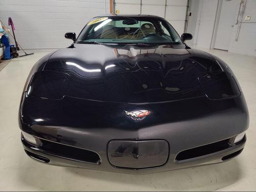 2002 Chevrolet Corvette Base