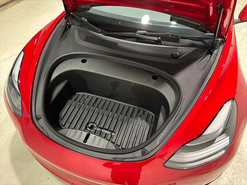2023 Tesla Model 3 Standard Range
