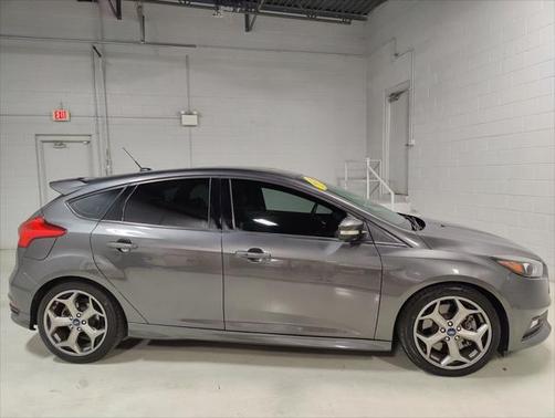 2018 Ford Focus ST