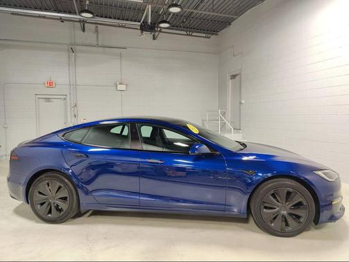 2022 Tesla Model S Dual Motor All-Wheel Drive
