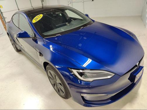 2022 Tesla Model S Dual Motor All-Wheel Drive