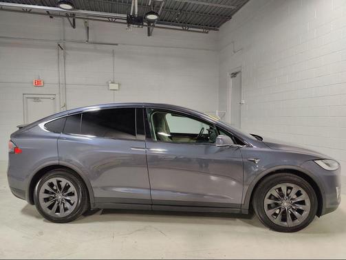 2019 Tesla Model X Long Range