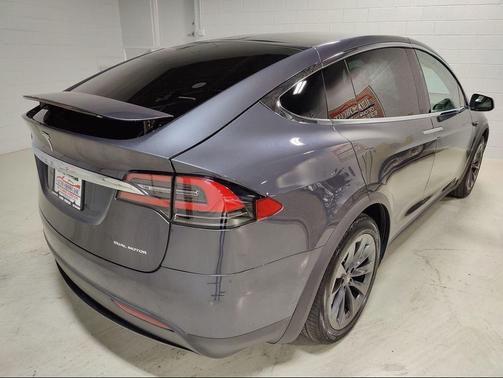 2019 Tesla Model X Long Range