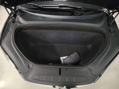 2019 Tesla Model X Long Range