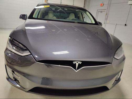 2019 Tesla Model X Long Range