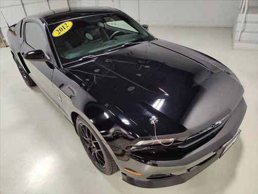 2012 Ford Mustang V6 Premium