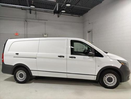 2023 Mercedes-Benz Metris Base