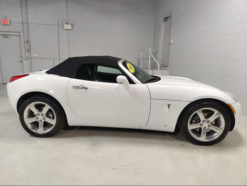 2007 Pontiac Solstice Base