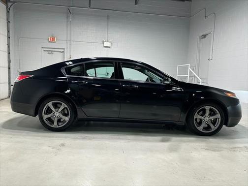 2011 Acura TL Technology