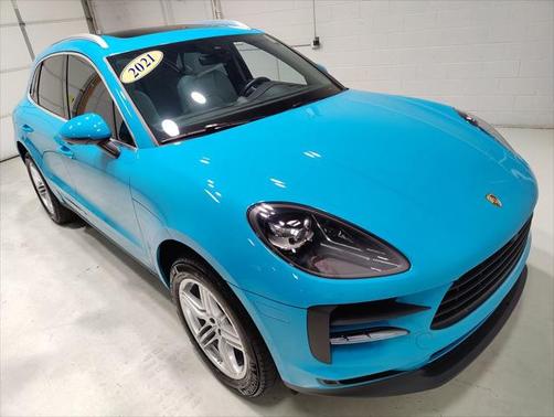 2021 Porsche Macan Base