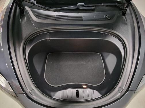 2019 Tesla Model 3 Performance