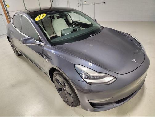 2019 Tesla Model 3 Performance