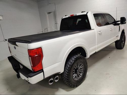 2022 Ford F-350 Lariat