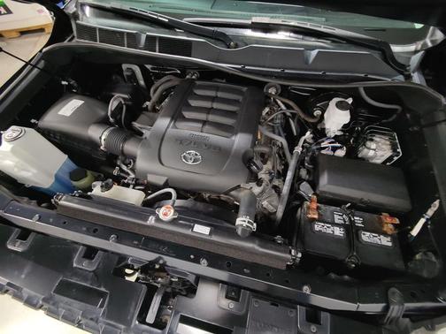 2019 Toyota Tundra Platinum
