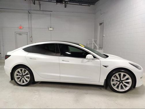 2020 Tesla Model 3 Long Range