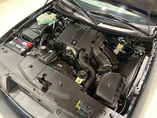 2003 Lincoln Town Car Cartier