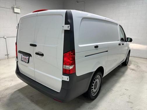 2020 Mercedes-Benz Metris Base