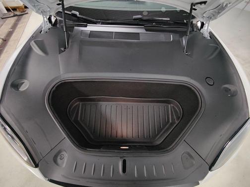 2022 Tesla Model S Dual Motor All-Wheel Drive