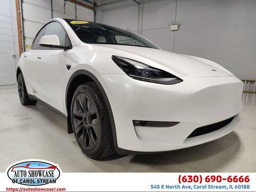 Pearl White Multi-Coat 2025 Tesla Model Y Long Range Dual Motor All-Wheel Drive
