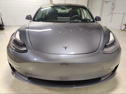 Midnight Silver Metallic 2021 Tesla Model 3 Long Range