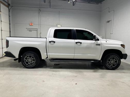 2019 Toyota Tundra Platinum