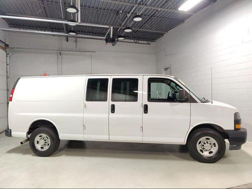 2020 Chevrolet Express 2500 RWD 2500 Extended Wheelbase WT