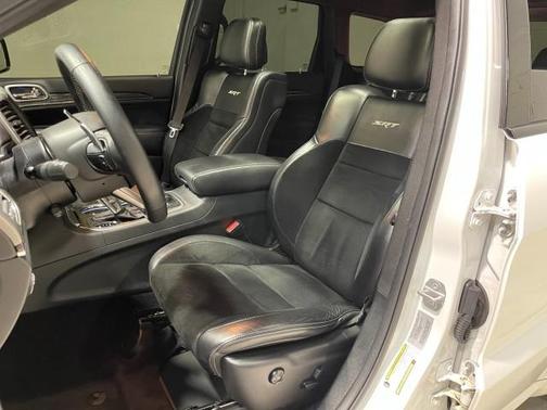 2017 Jeep Grand Cherokee SRT for sale in Carol Stream, IL - image 25