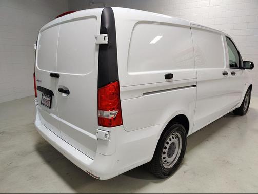 2023 Mercedes-Benz Metris Base