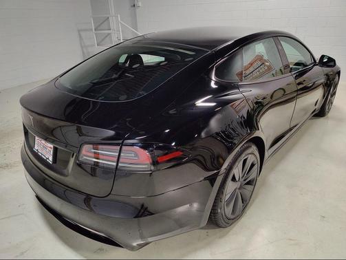 2022 Tesla Model S Dual Motor All-Wheel Drive