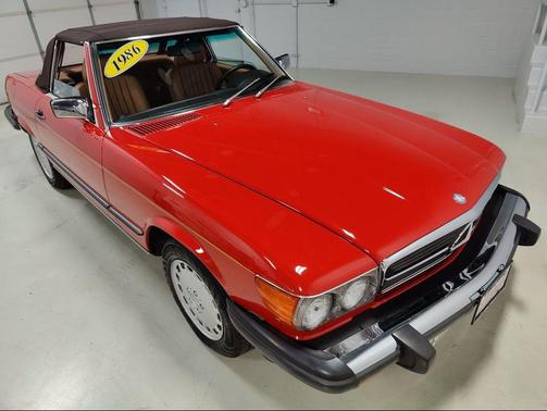 1986 Mercedes-Benz 560SL 2dr Convertible