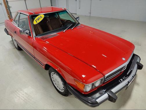 1986 Mercedes-Benz 560SL 2dr Convertible