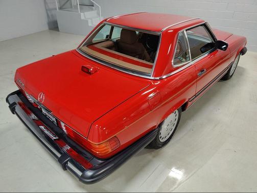 1986 Mercedes-Benz 560SL 2dr Convertible