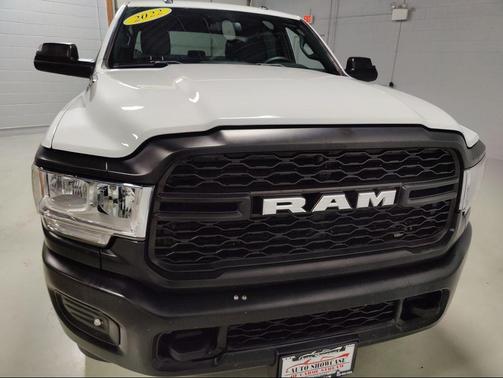 2022 RAM 2500 Tradesman Crew Cab 4x4 8' Box