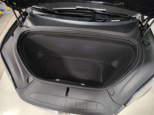 2019 Tesla Model X Long Range