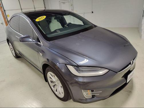 2019 Tesla Model X Long Range