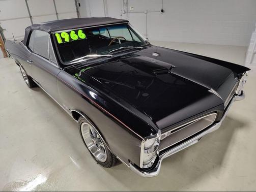 1966 Pontiac GTO 