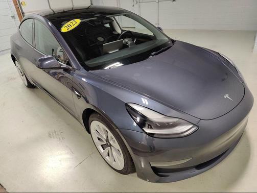 2022 Tesla Model 3 Long Range
