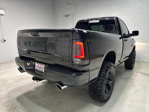 2017 RAM 1500 Night Regular Cab 4x4 6'4' Box
