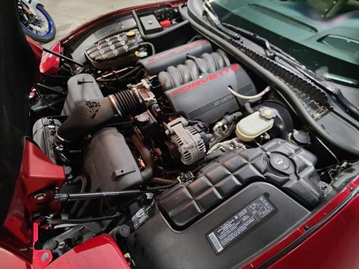 2004 Chevrolet Corvette Base