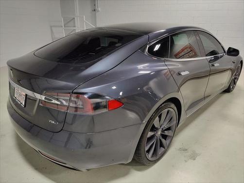 2017 Tesla Model S 75D