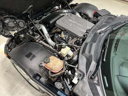 2009 Saturn Sky Red Line