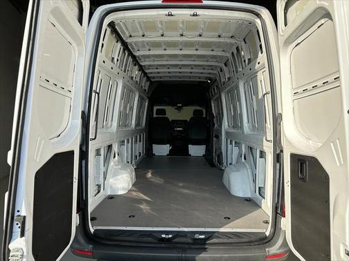 2023 Mercedes-Benz Sprinter 2500 High Roof