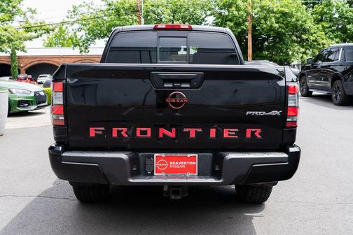 Super Black 2022 Nissan Frontier PRO-4X
