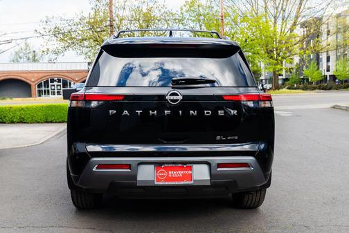 Super Black 2026 Nissan Pathfinder SL