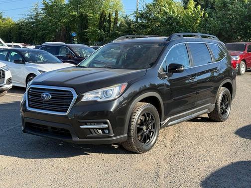 Crystal Black Silica 2020 Subaru Ascent Limited 7-Passenger